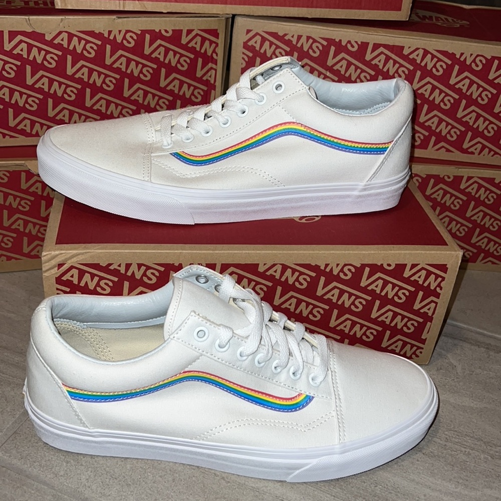 🔥🏳️‍🌈VANS OLD SKOOL RAINBOW TRUE PRIDE SHOES NWT 🔥🏳️‍🌈 - Picture 5 of 9